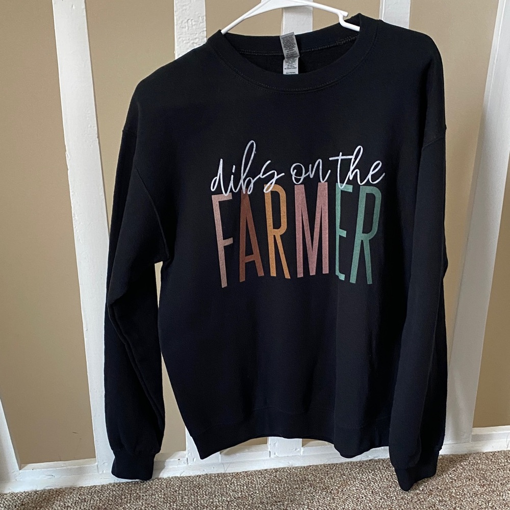 Black 'Dibs on the Farmer' Sweatshirt